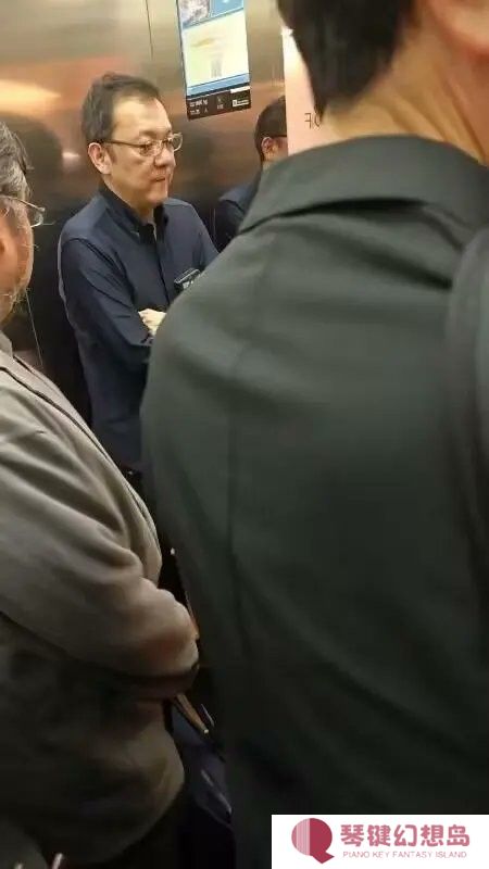 《艾尔登法环》手游要来？宫崎英高现身腾讯大楼